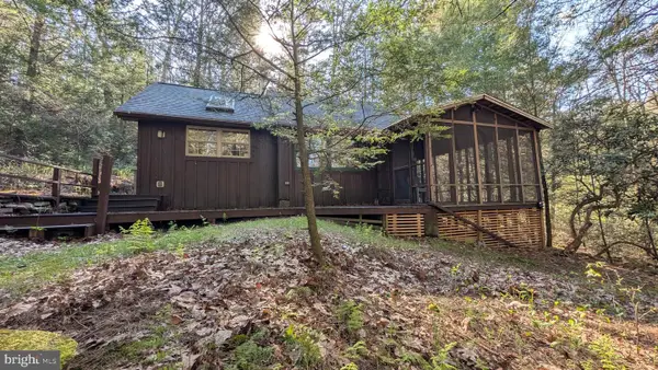 203 Corner Rd, BOALSBURG, PA 16827
