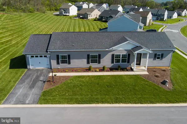230 Fawn Valley Rd, STATE COLLEGE, PA 16803