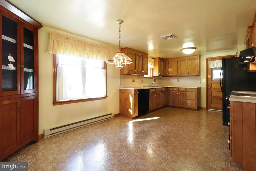 439 Shope St, Bellefonte, PA 16823 - #3
