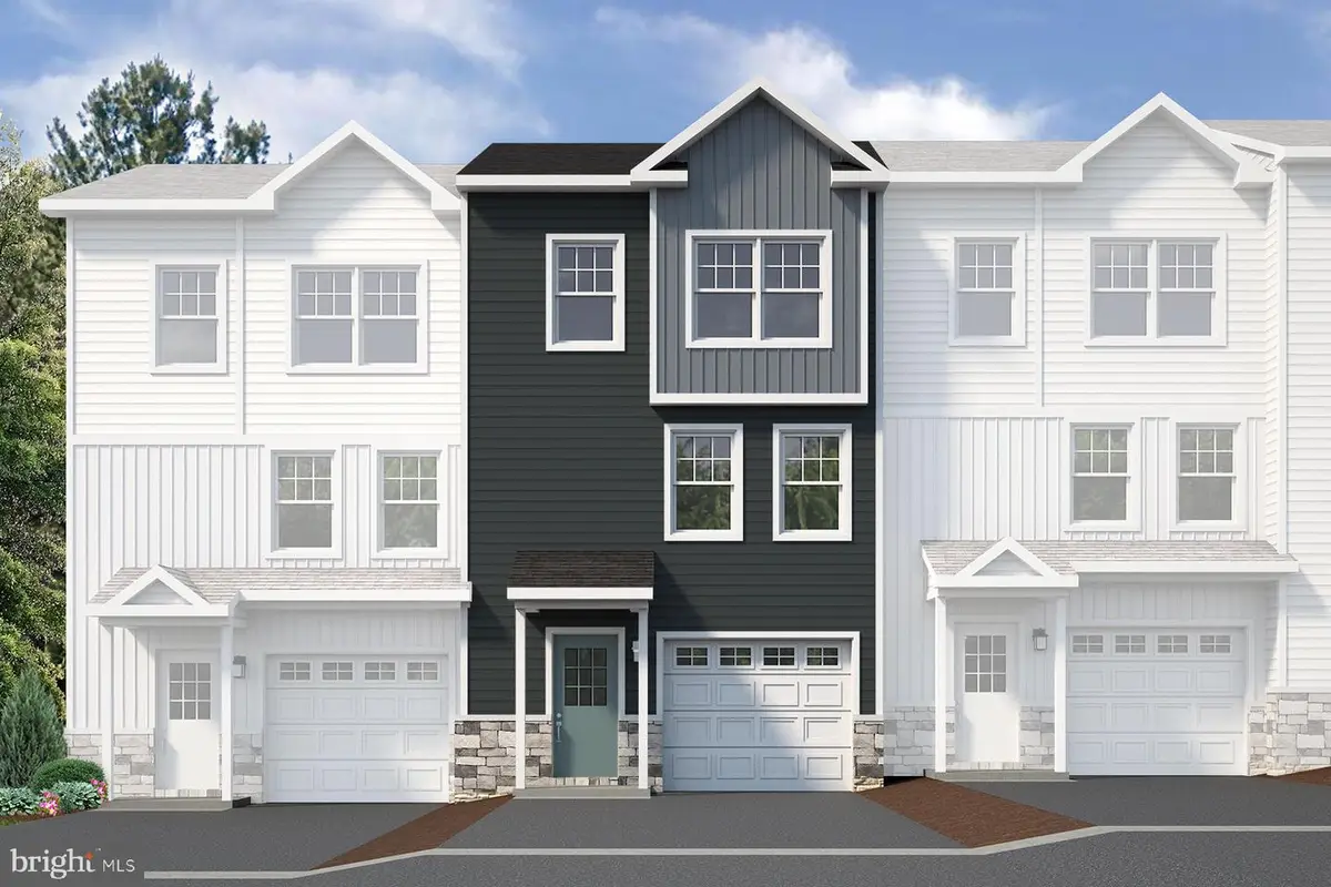 184 Highpoint Park Dr, Pleasant Gap, PA 16823 - #1