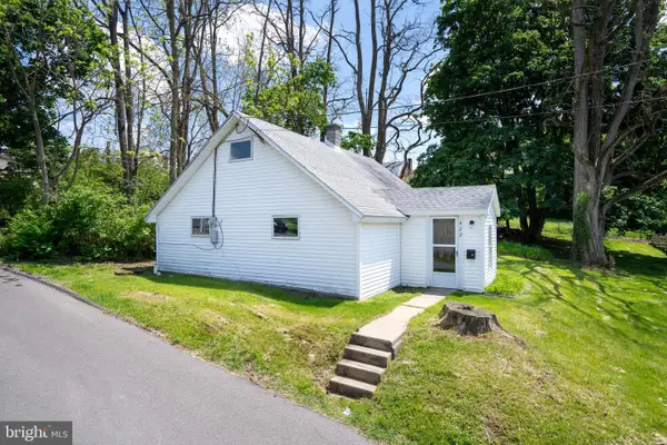 422 E Manchester Ln, BELLEFONTE, PA 16823