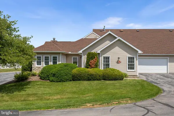 3301 Shellers Bend #941, STATE COLLEGE, PA 16801
