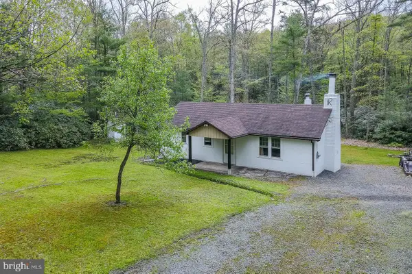 556 Treaster Kettle Rd, BOALSBURG, PA 16827