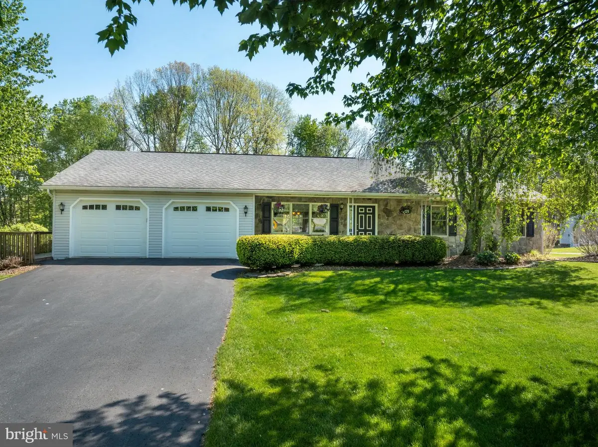 285 Lutz Ln, Port Matilda, PA 16870 - #1