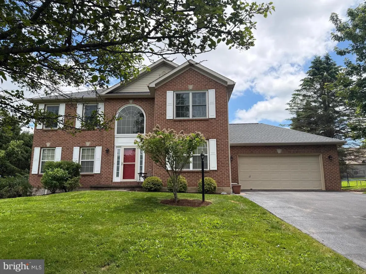 2098 Pine Cliff Rd, State College, PA 16801 - #1