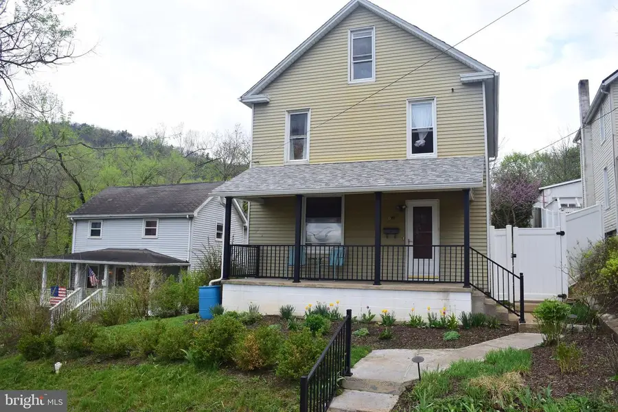 299 W Beaver St, Bellefonte, PA 16823 - #3