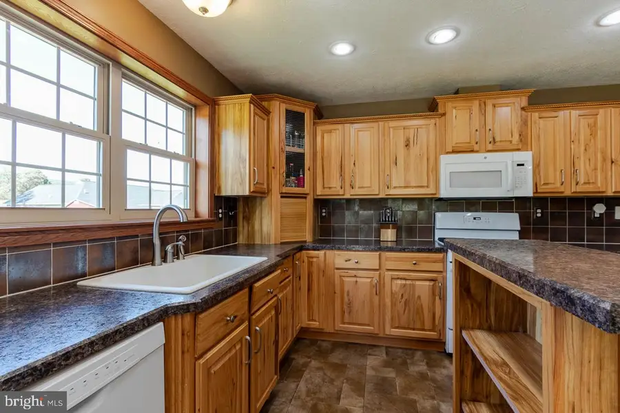 111 Long Ln, Millheim, PA 16854 - #3