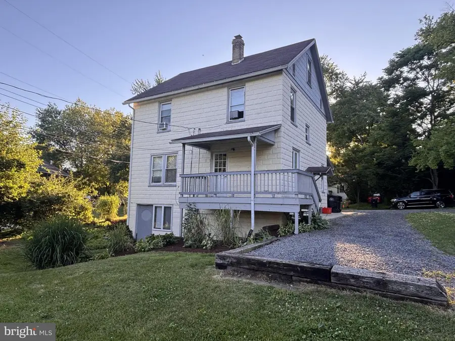 116 E Irvin Ave, State College, PA 16801 - #3