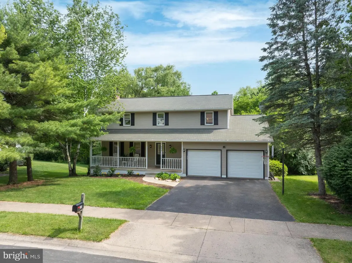 655 Berkshire Dr, State College, PA 16803 - #1