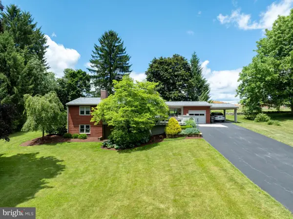 629 Beaumont Drive, STATE COLLEGE, PA 16801