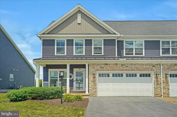 121 Aeropointe Ln, STATE COLLEGE, PA 16803