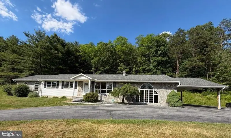395 Runville Rd, Bellefonte, PA 16823 - #1