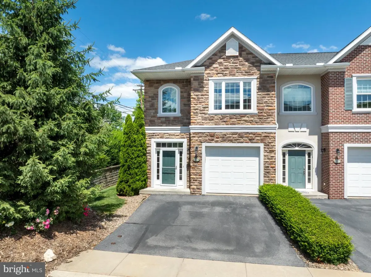 252 Wiltree Ct, State College, PA 16801 - #1