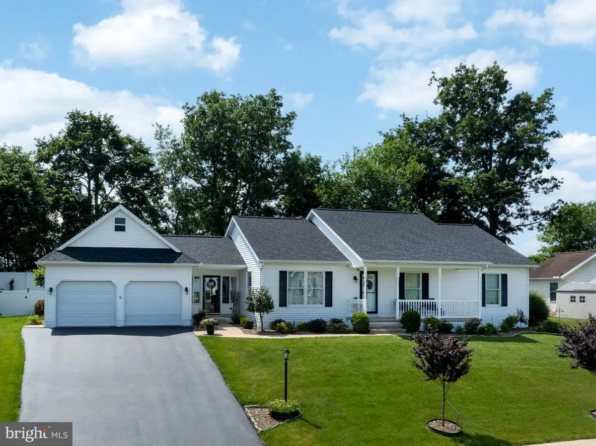 126 Rosehill Dr, Bellefonte, PA 16823 - #1