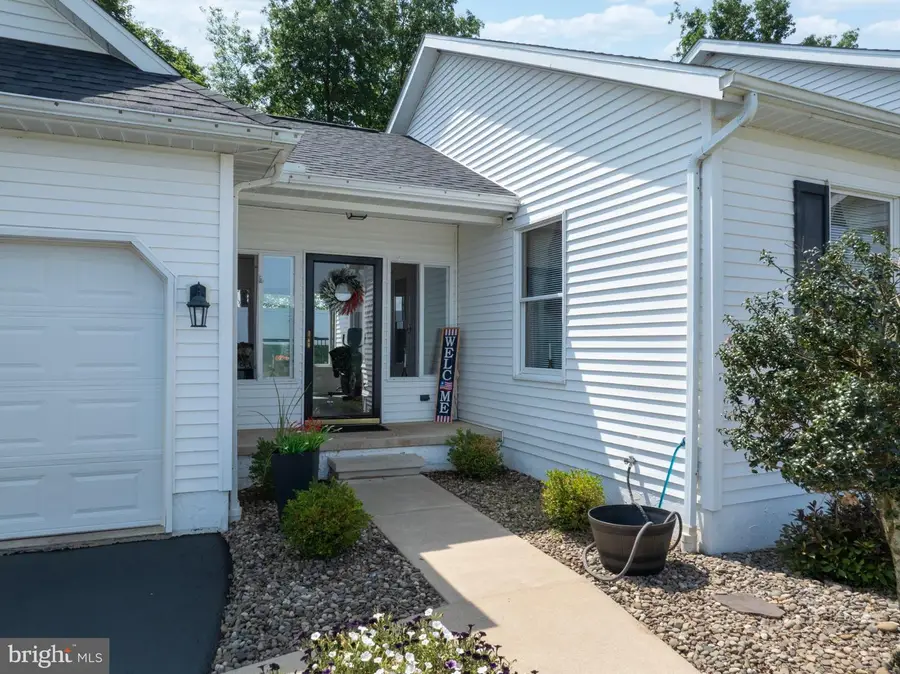126 Rosehill Dr, Bellefonte, PA 16823 - #3