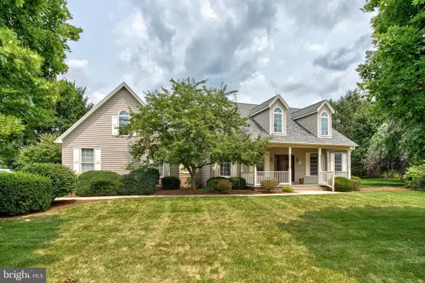 227 Village Heights Dr, STATE COLLEGE, PA 16801