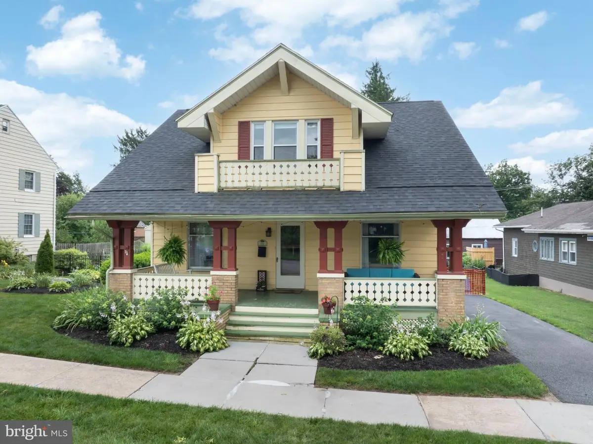 412 E Curtin St, Bellefonte, PA 16823 - #1