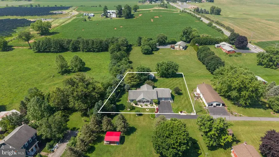 121 Maple Ln, Bellefonte, PA 16823 - #2