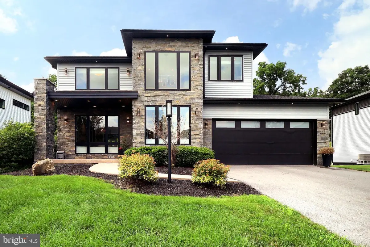 233 Derek Dr, Boalsburg, PA 16827 - #1