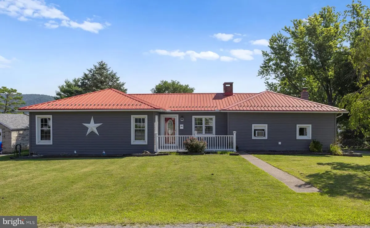 122 Haupt Ave, Bellefonte, PA 16823 - #1