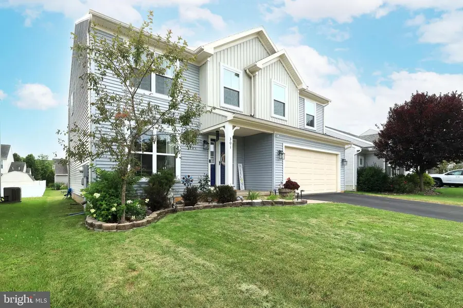 301 Amberleigh Ln, Bellefonte, PA 16823 - #2