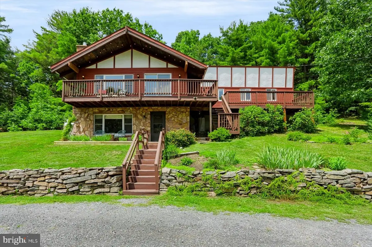 413 Summer Mountain Rd, Spring Mills, PA 16875 - #1