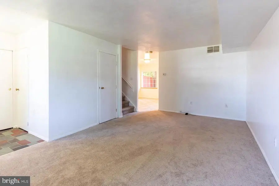 1111 W Aaron Dr #e, State College, PA 16803 - #3