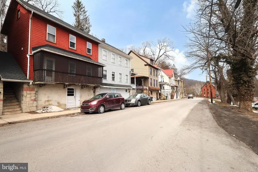 125 N Thomas St, Bellefonte, PA 16823 - #3