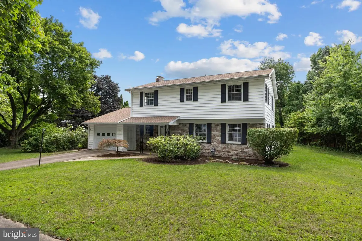 1130 Dorum Ave, State College, PA 16801 - #1