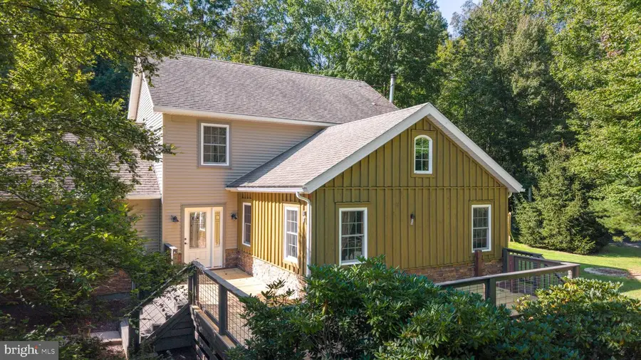 348 Decker Valley Rd, Spring Mills, PA 16875 - #2