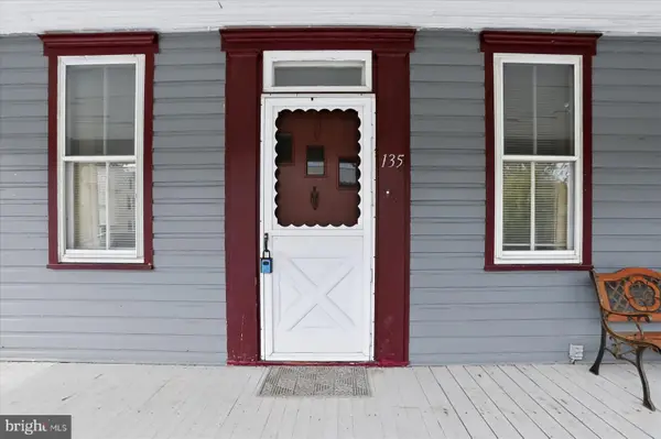135 Pennsylvania, CENTRE HALL, PA 16828