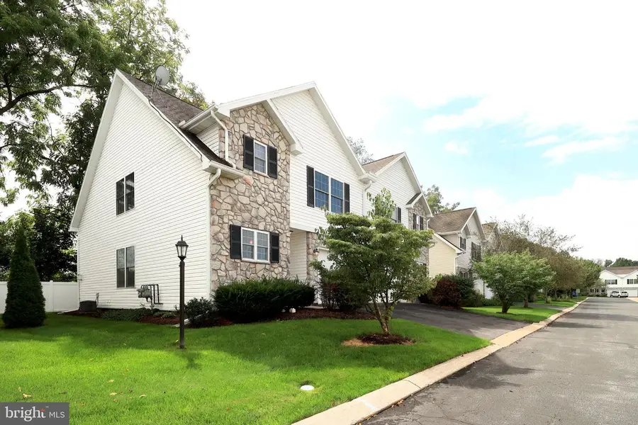 148 Gala Dr, State College, PA 16801 - #2