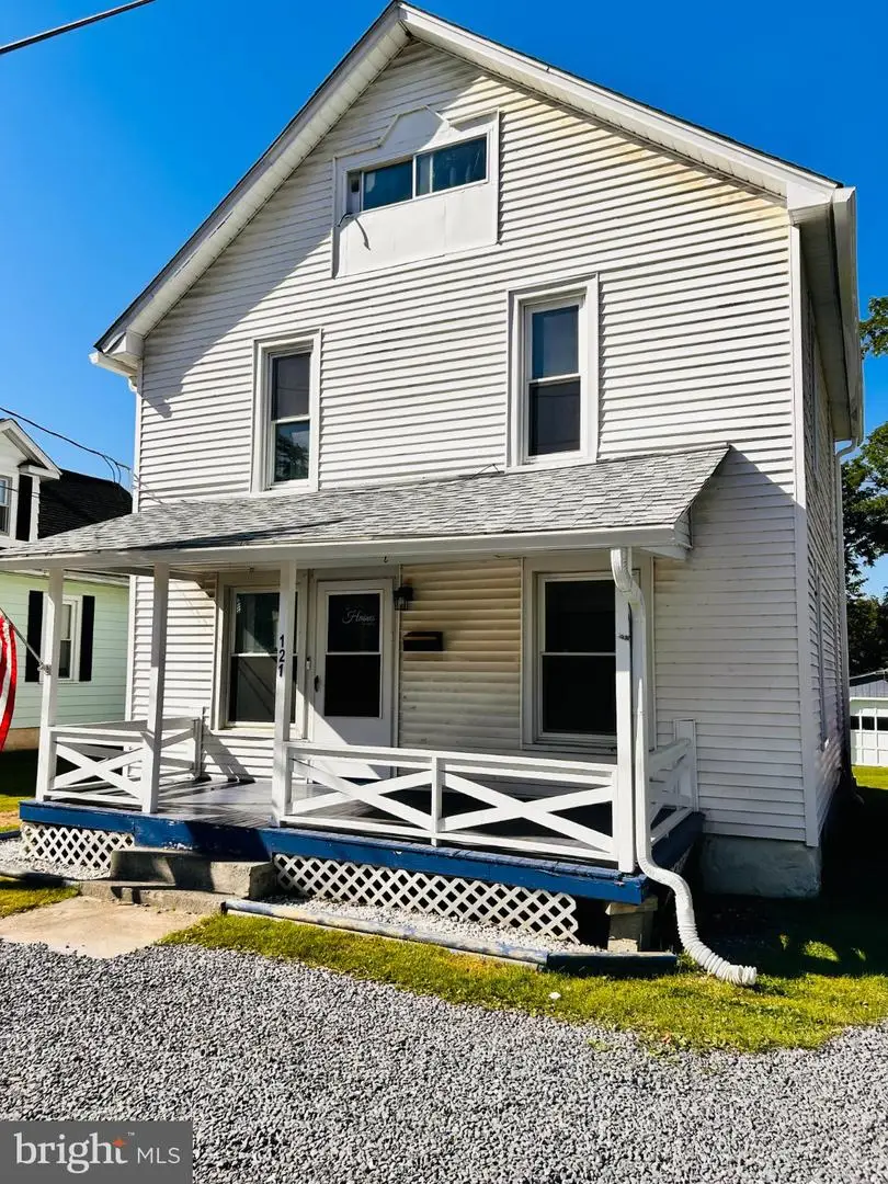 121 Spruce St, Pleasant Gap, PA 16823 - #2