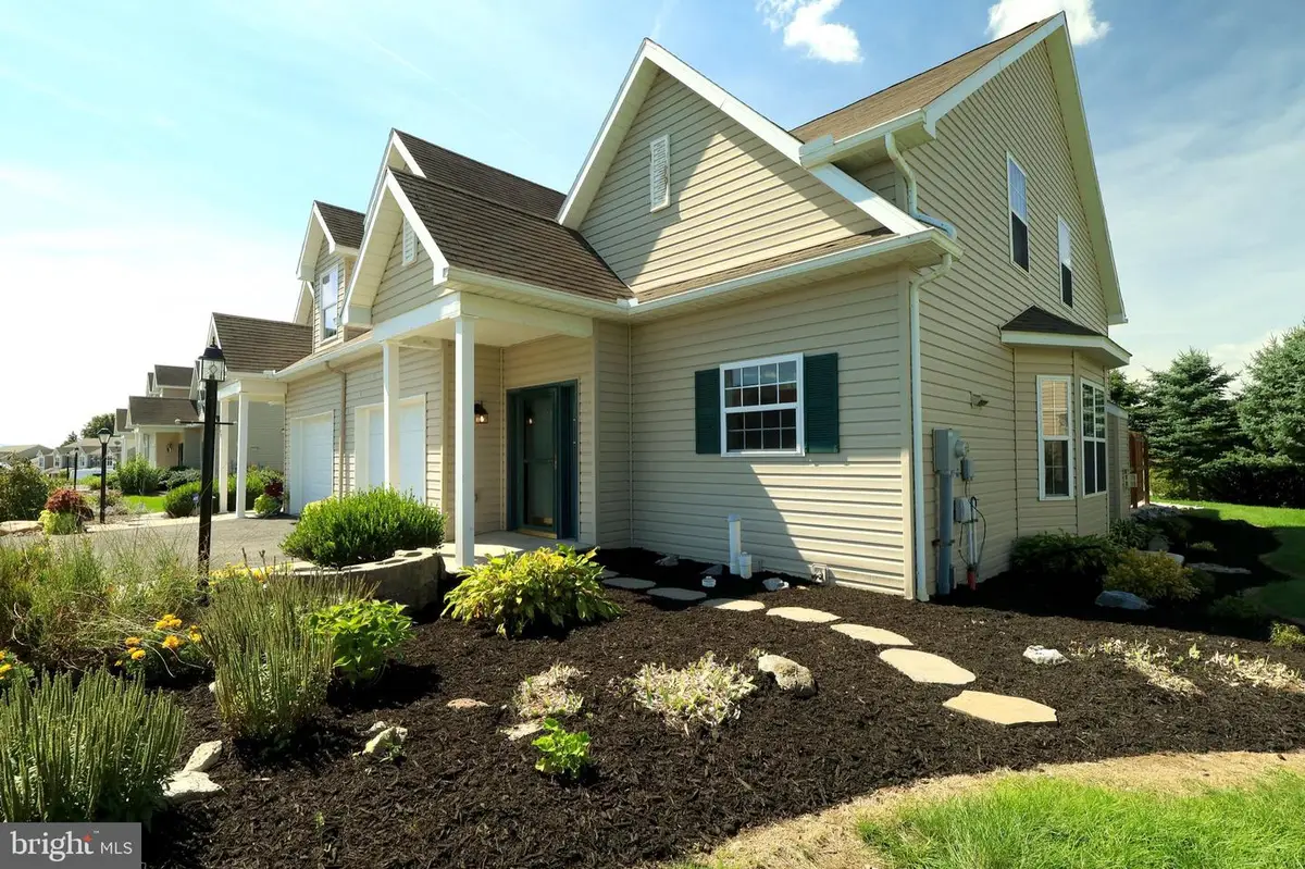 411 Stony Pointe Dr, Bellefonte, PA 16823 - #1