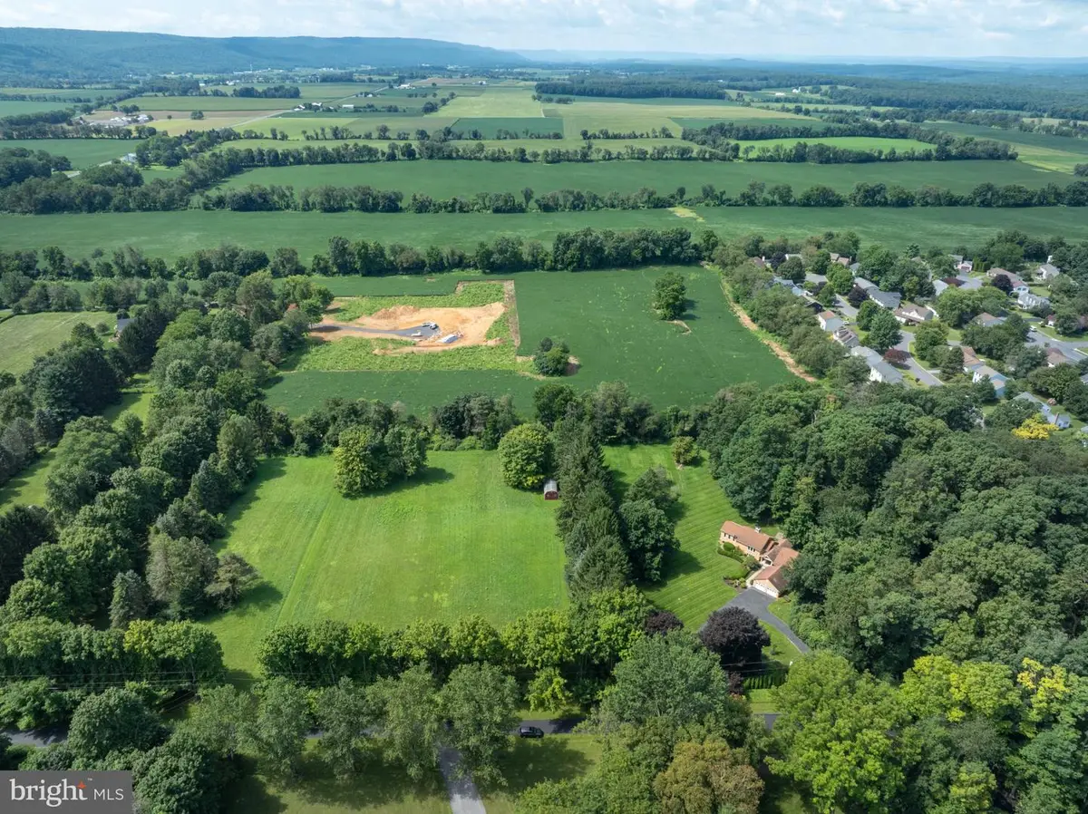 420 Breezewood Dr, State College, PA 16801 - #1