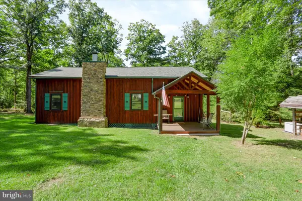 115 Summit Rd, SNOW SHOE, PA 16874