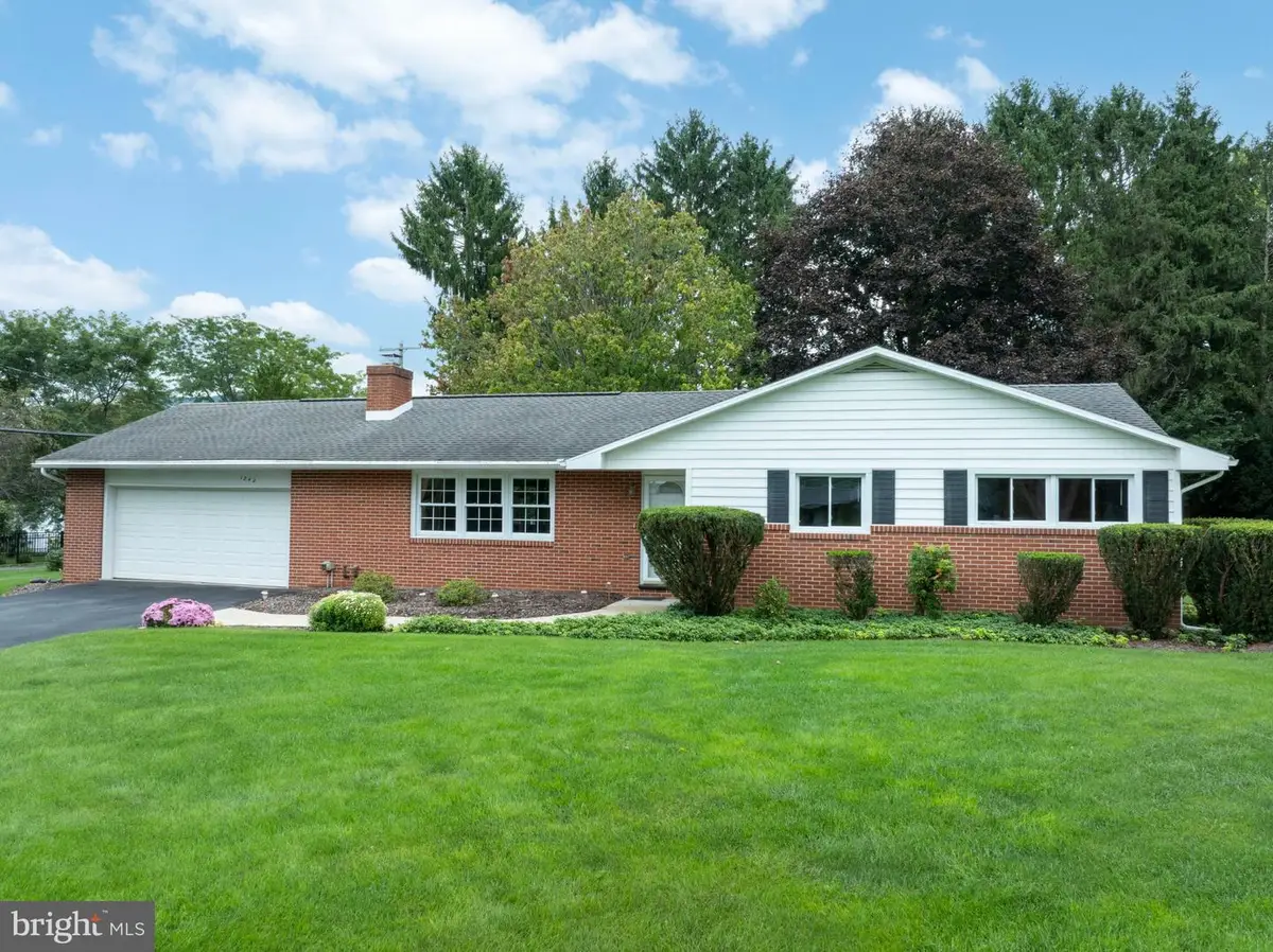 1242 Edward St, State College, PA 16801 - #1