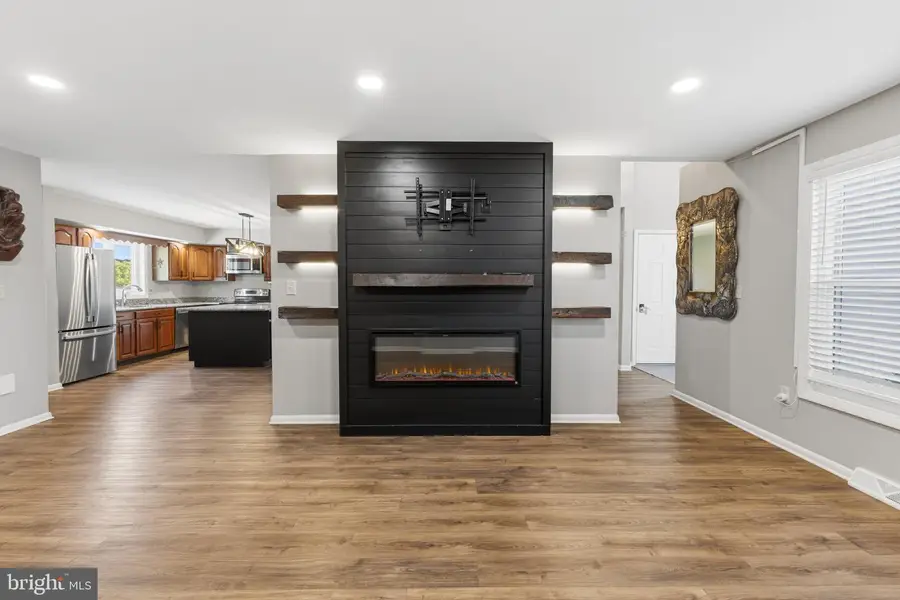 408 Loveville Rd, Warriors Mark, PA 16877 - #3