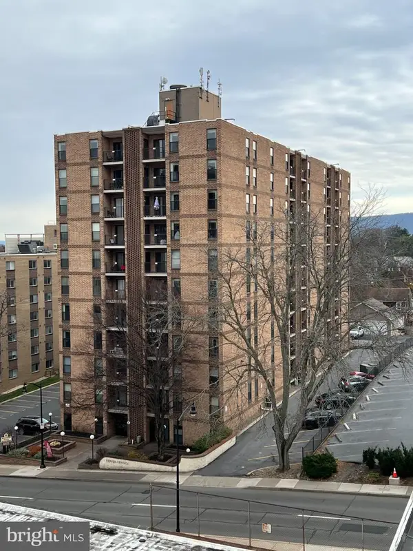 456 E Beaver Ave #608, STATE COLLEGE, PA 16801