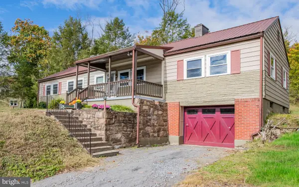 6 Oak Lane, LOCK HAVEN, PA 17745