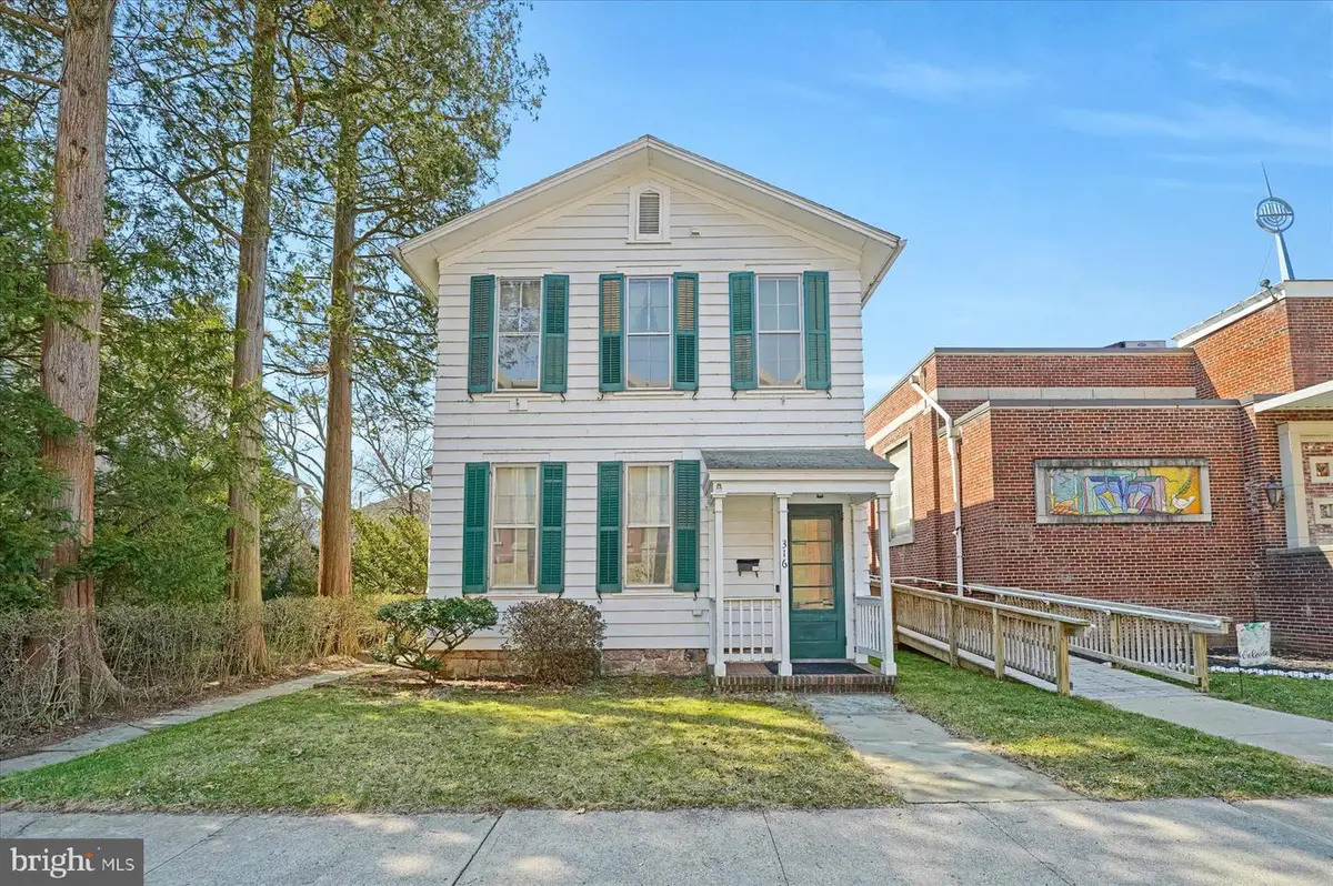 316 W Church St, Lock Haven, PA 17745 - #1