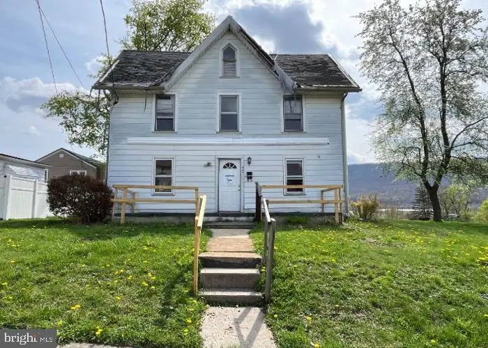 420 Frederick St, Lock Haven, PA 17745 - #1