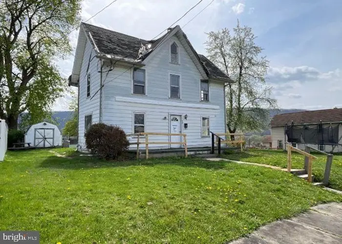 420 Frederick St, Lock Haven, PA 17745 - #3
