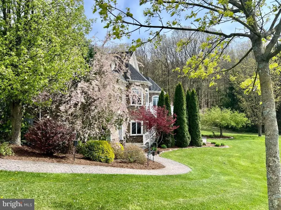 324 Quarry Dr, Bloomsburg, PA 17815 - Image #2