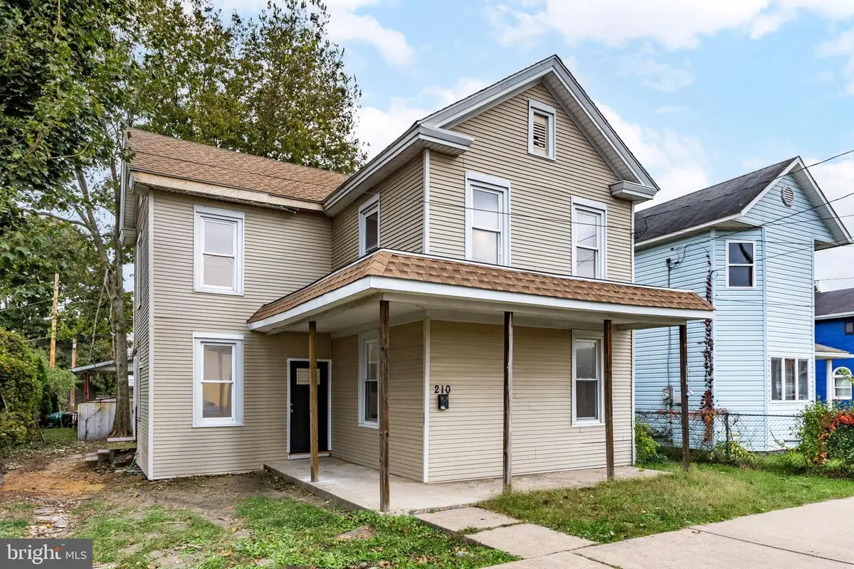 210 Fowler St, Berwick, PA 18603 - Image #1