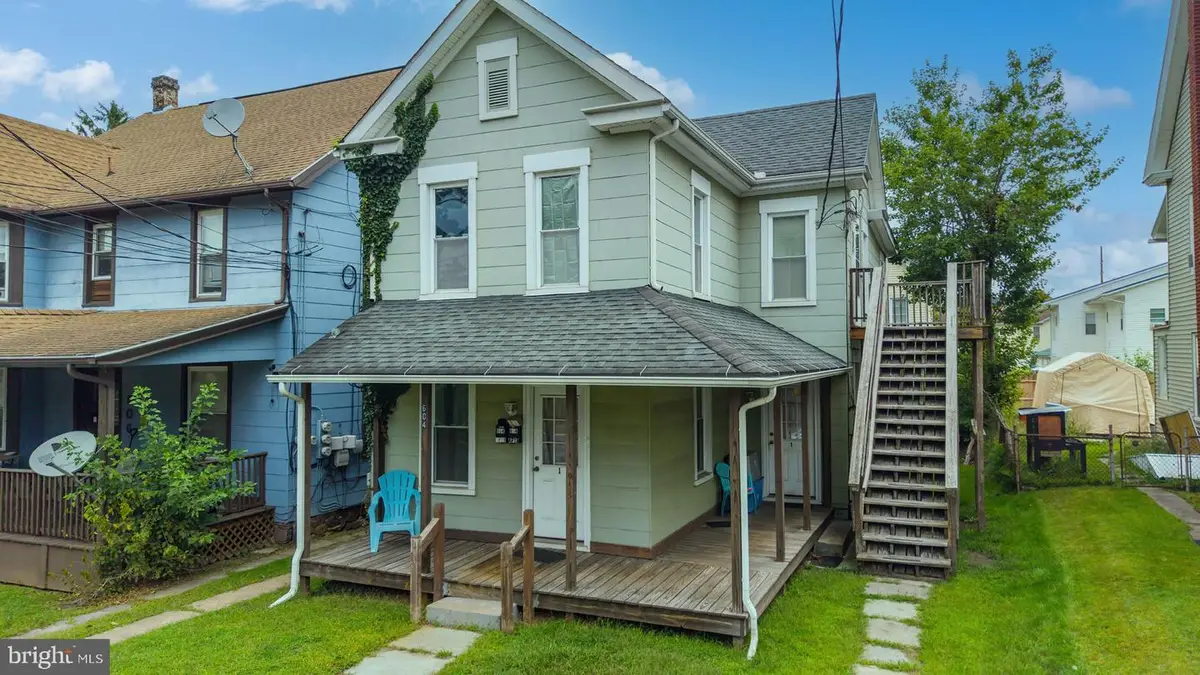 604 N Market St, Berwick, PA 18603 - #1