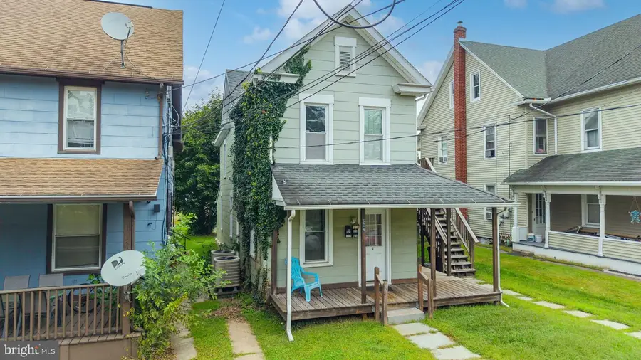 604 N Market St, Berwick, PA 18603 - #3