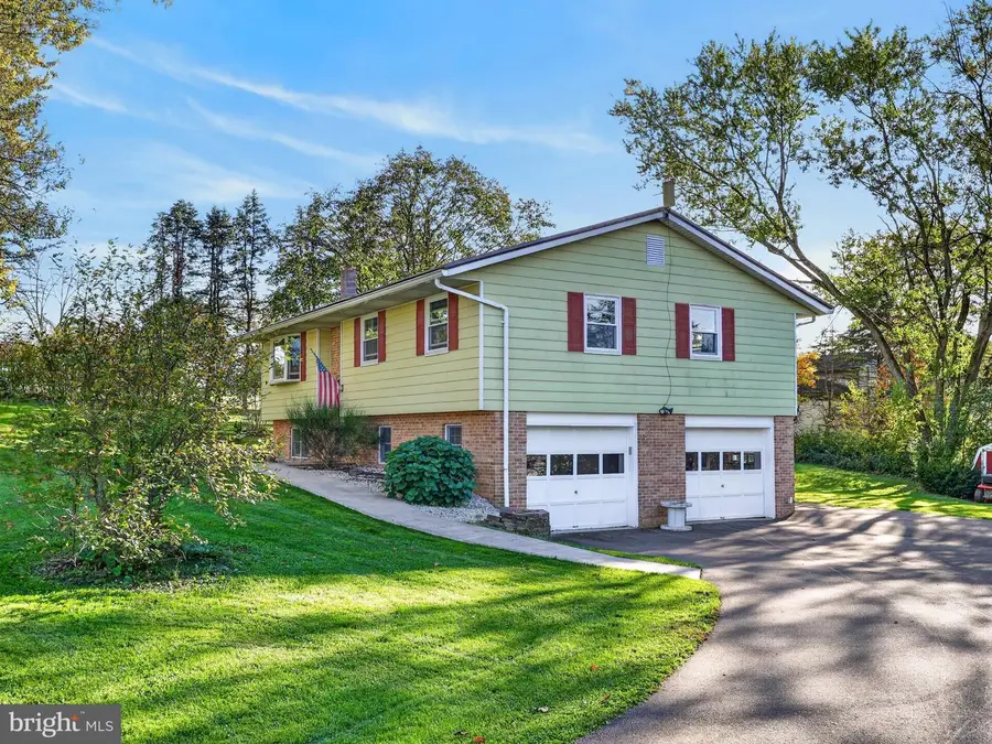 118 Terrace Dr, Bloomsburg, PA 17815 - #2