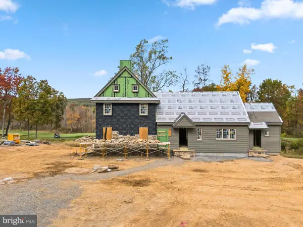 87 Brownstone Ln, ELVERSON, PA 19520