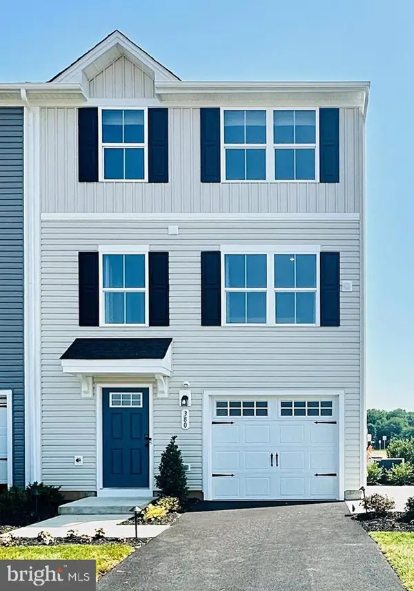 380 Hamilton Ln, COATESVILLE, PA 19320